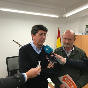 Juan Marín aboga en Alcaucín por dejar al margen la confrontación política y profundizar en el diálogo para solucionar las necesidades de los andaluces