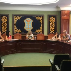 Ciudadanos Nerja critica que el equipo de gobierno no ha enviado el borrador de los presupuestos para 2018 a menos de un mes para que termine el año
