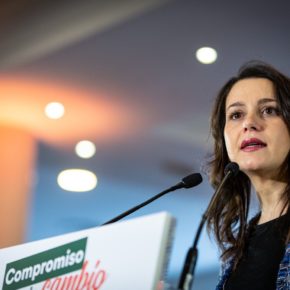 Arrimadas: “Mientras Sánchez pone palos en las ruedas a los gobiernos constitucionalistas, Ciudadanos defenderá a todos los españoles”