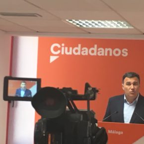 Hernández White: “Andalucía lidera la bajada del paro con un gobierno fuerte y estable frente a la inquietud que despierta Sánchez”