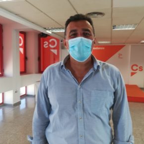 Hernández White: “Educación hace un esfuerzo ingente, con recursos propios, para garantizar la seguridad escolar en Málaga”   