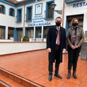 Padilla destaca la trayectoria de la Escuela de Hostelería de Benahavís, Sabor a Málaga, como referente gastronómico
