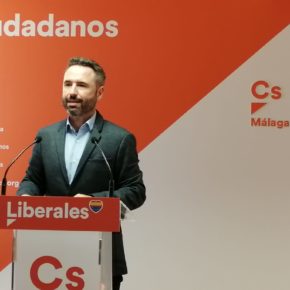 Díaz contrapone los vetos de Sánchez en los PGE al gobierno de Ciudadanos en Andalucía, “que pacta y negocia con todos"