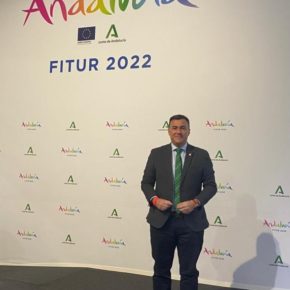 Hernández White: “Málaga seguirá tirando del carro de la economía andaluza tras los buenos datos turísticos del 2021”