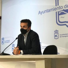 El Pleno de Fuengirola debate una propuesta de Cs para poner fin al uso de agua potable para baldeo y riego